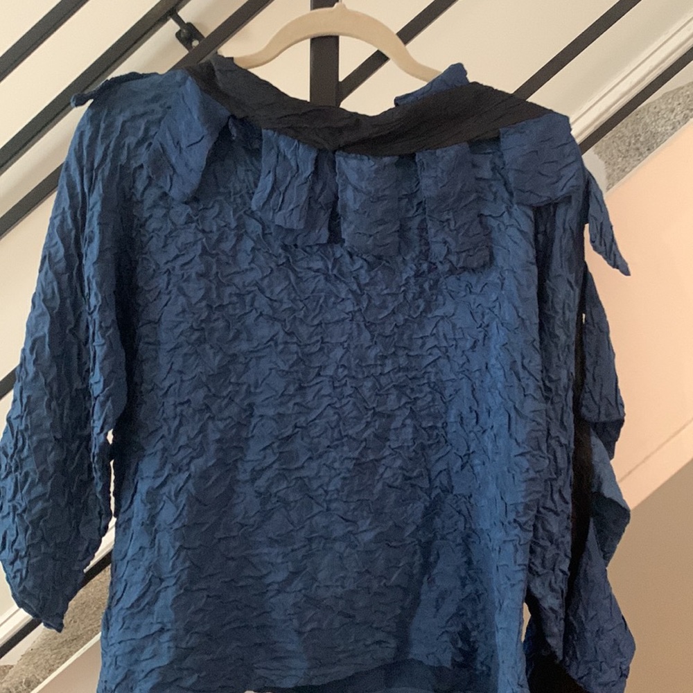 Silk handcrafted blue blouse and funky scarf black and blue set size small - Picture 9 of 9